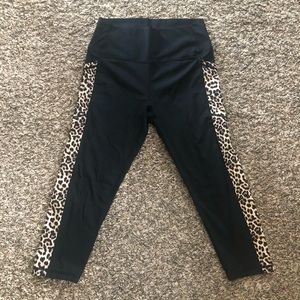 Zyia leggings